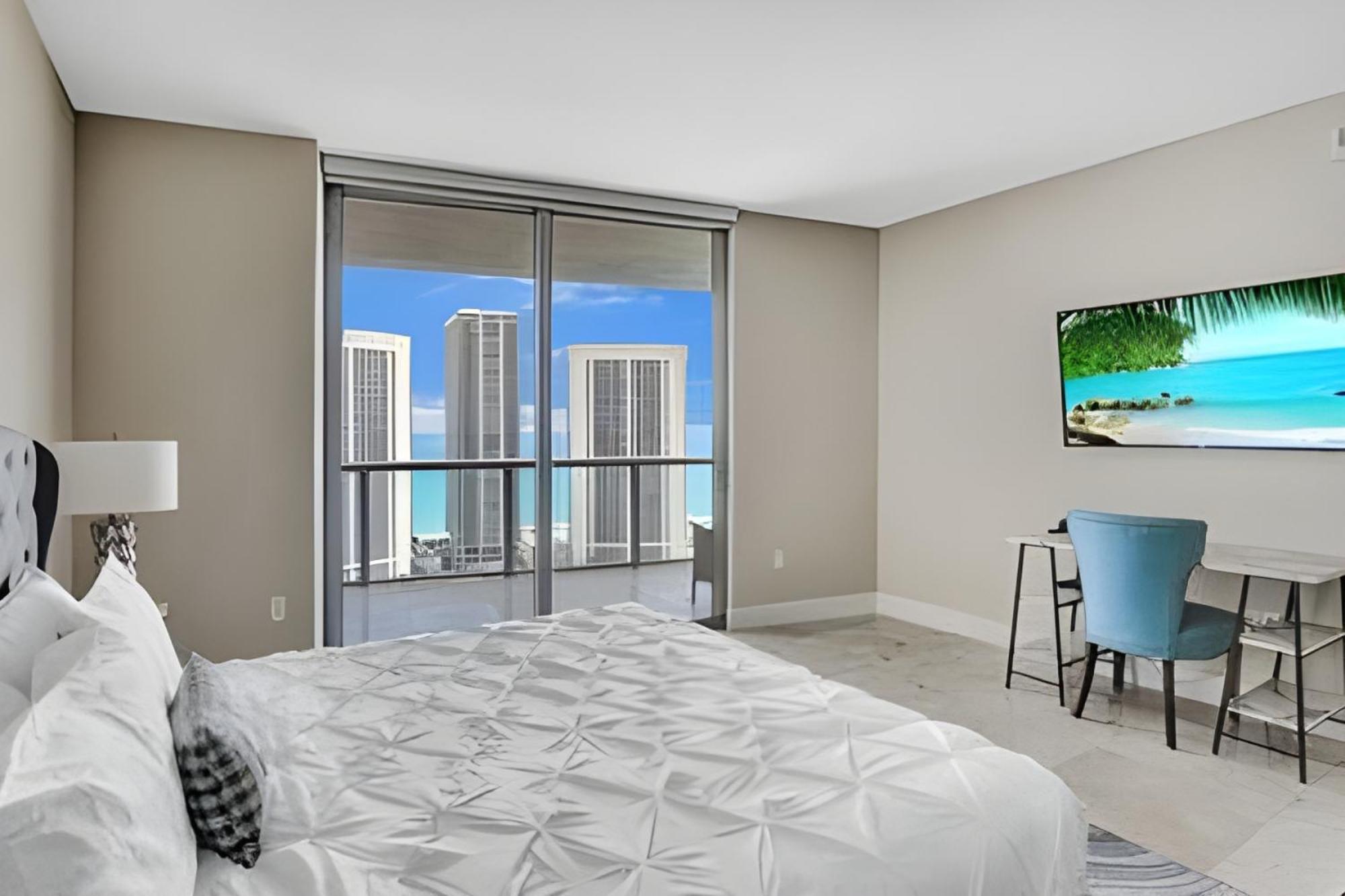 Million Dollar Penthouse With Pool Amazing Views Appartement Hallandale Beach